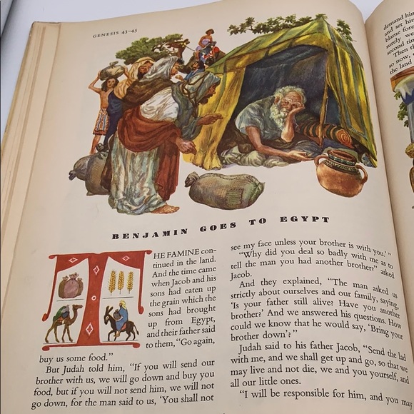 A Giant Golden Book of Old Testament Stories - Picture 12 of 16